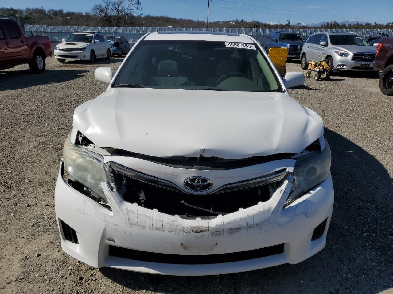 2011 Toyota Camry - Image 5