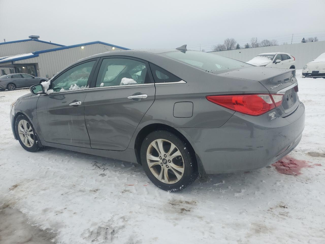 2013 Hyundai Sonata - Image 2