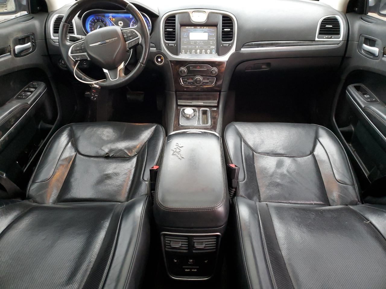 2016 Chrysler 300 - Image 8