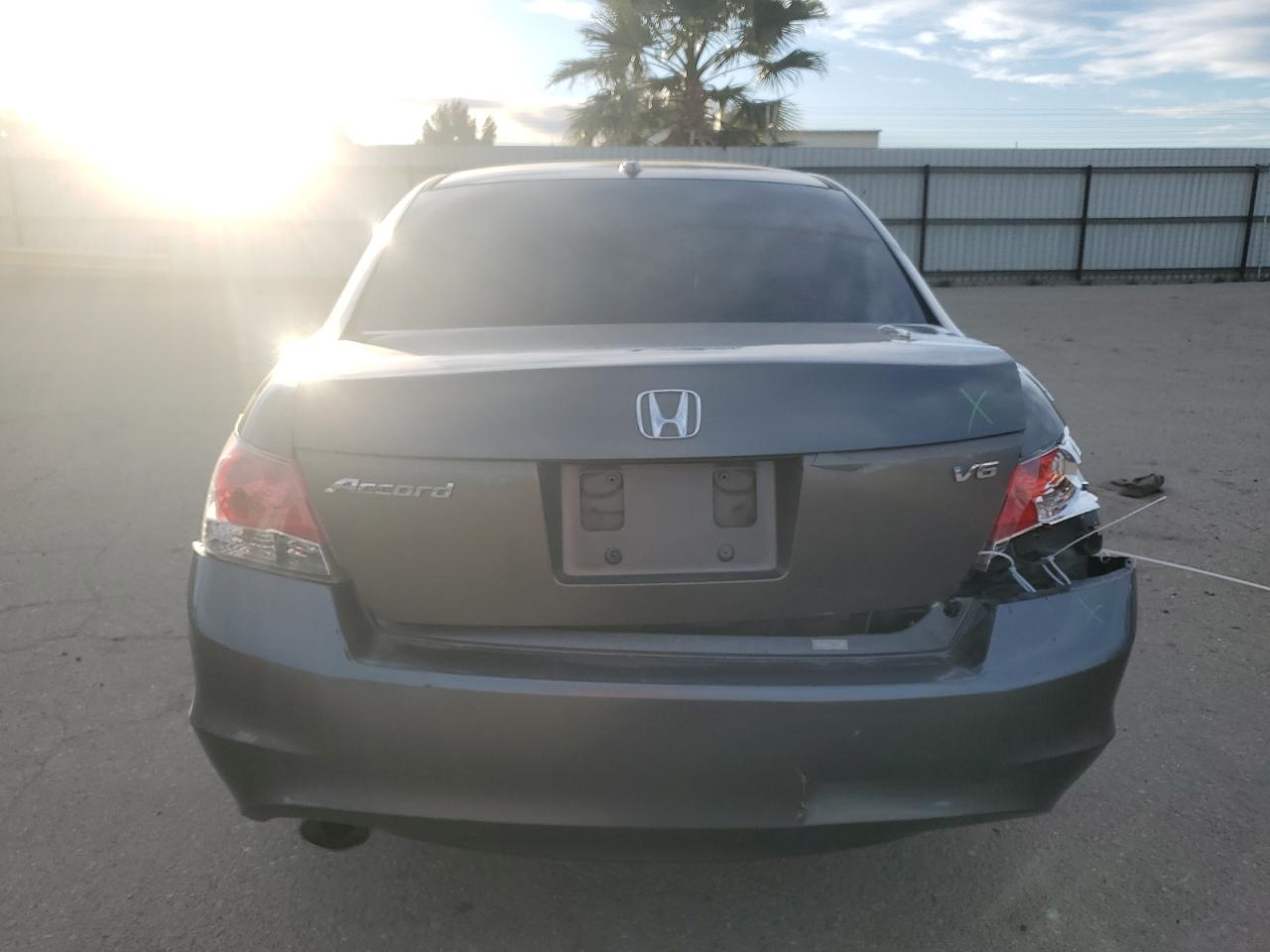 2009 Honda Accord - Image 6