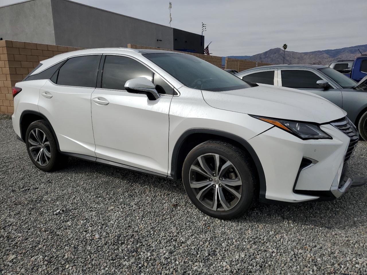 2017 Lexus RX - Image 4