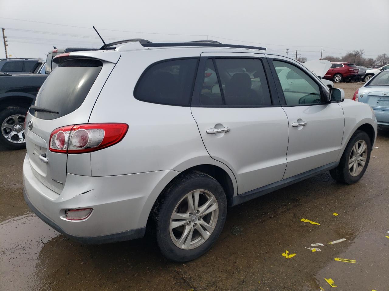 2012 Hyundai Santa Fe - Image 3