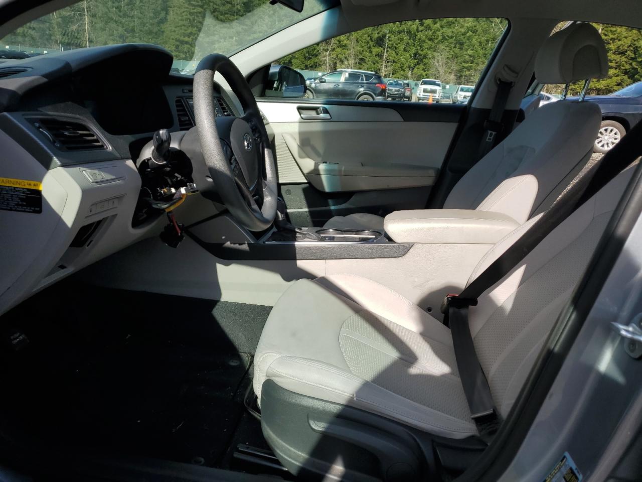 2016 Hyundai Sonata - Image 7