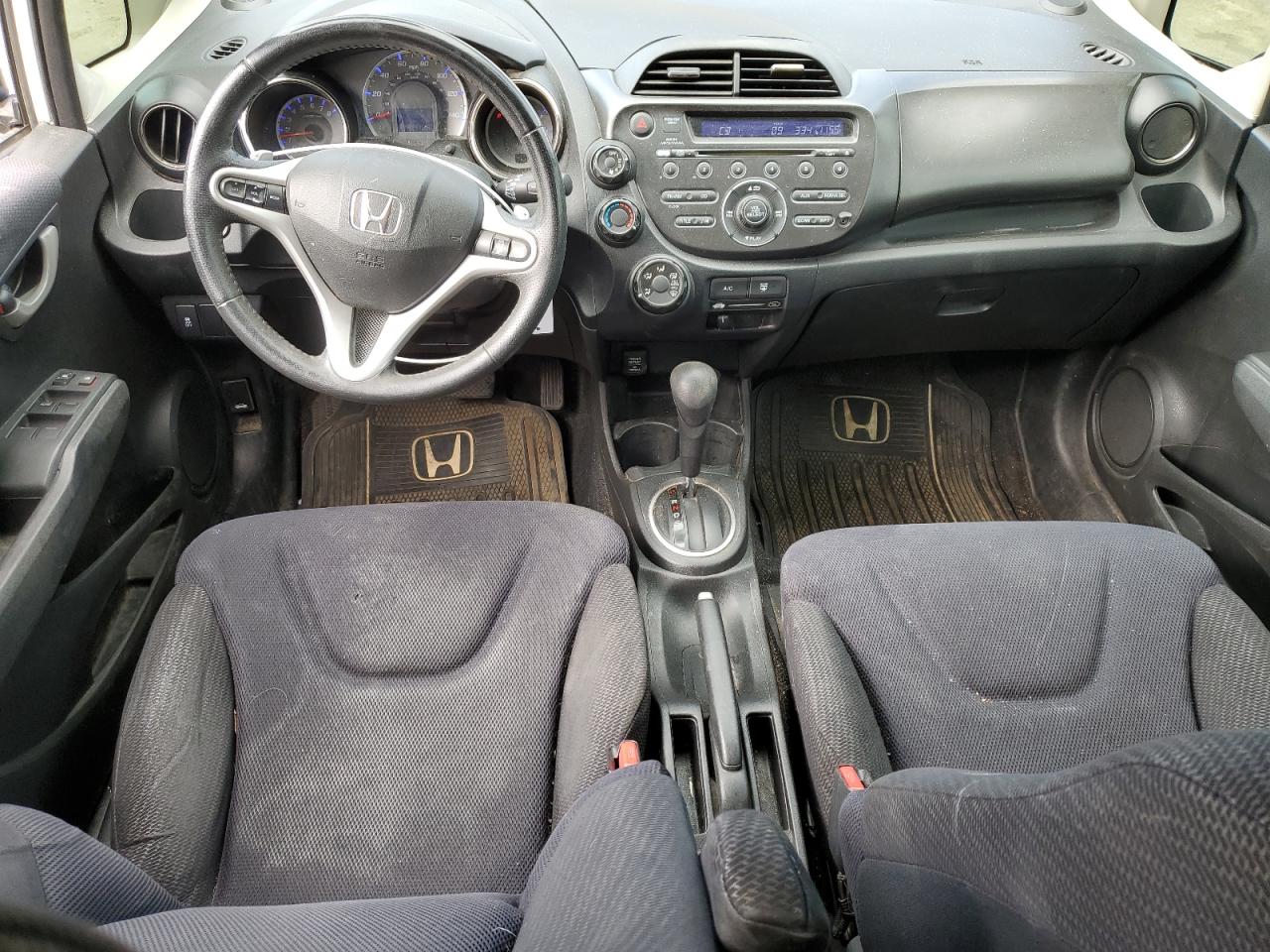 2013 Honda Fit - Image 8