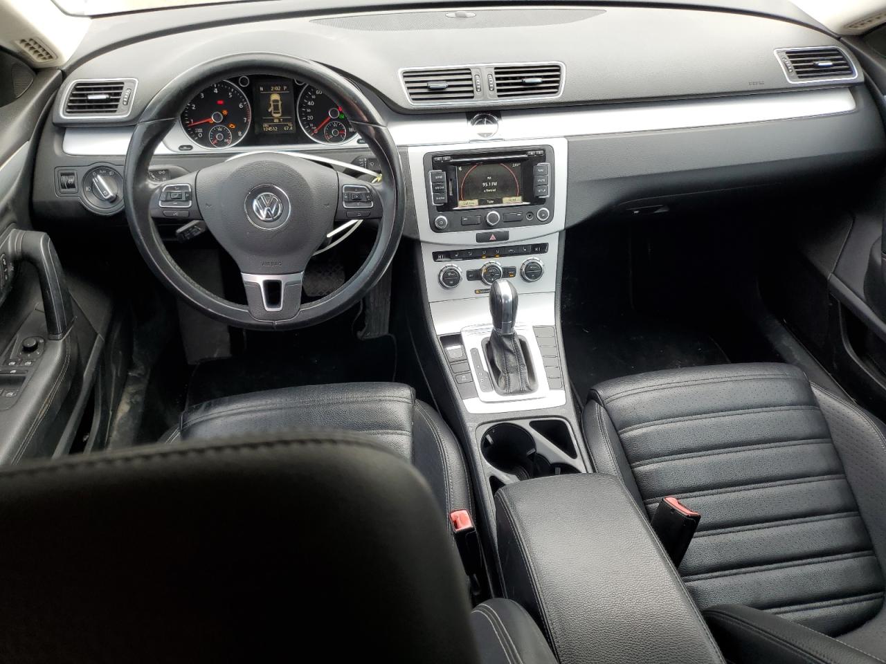 2013 Volkswagen Passat CC - Image 8