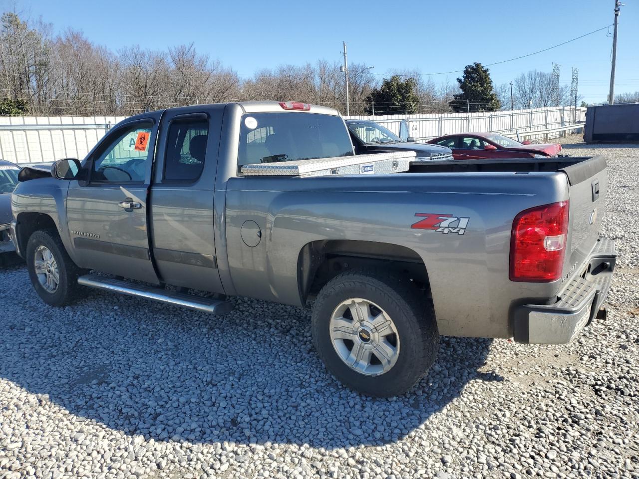 2008 Chevrolet Silverado - Image 2
