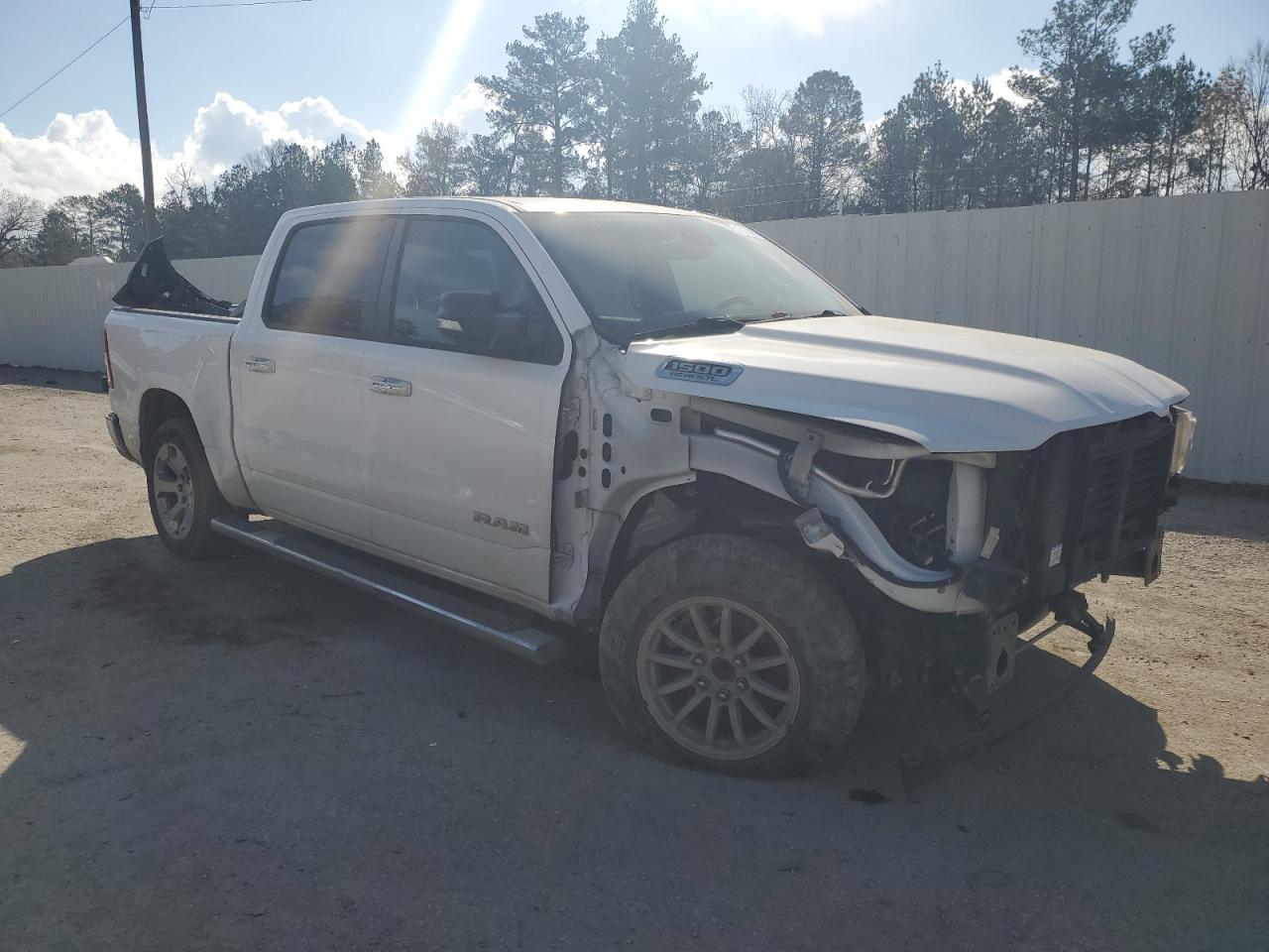 2019 RAM 1500 - Image 4
