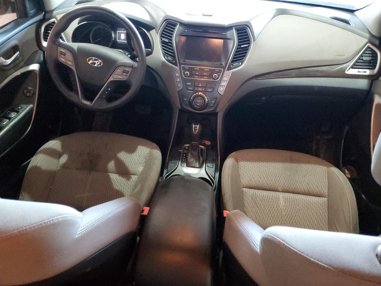 2017 Hyundai Santa Fe - Image 8