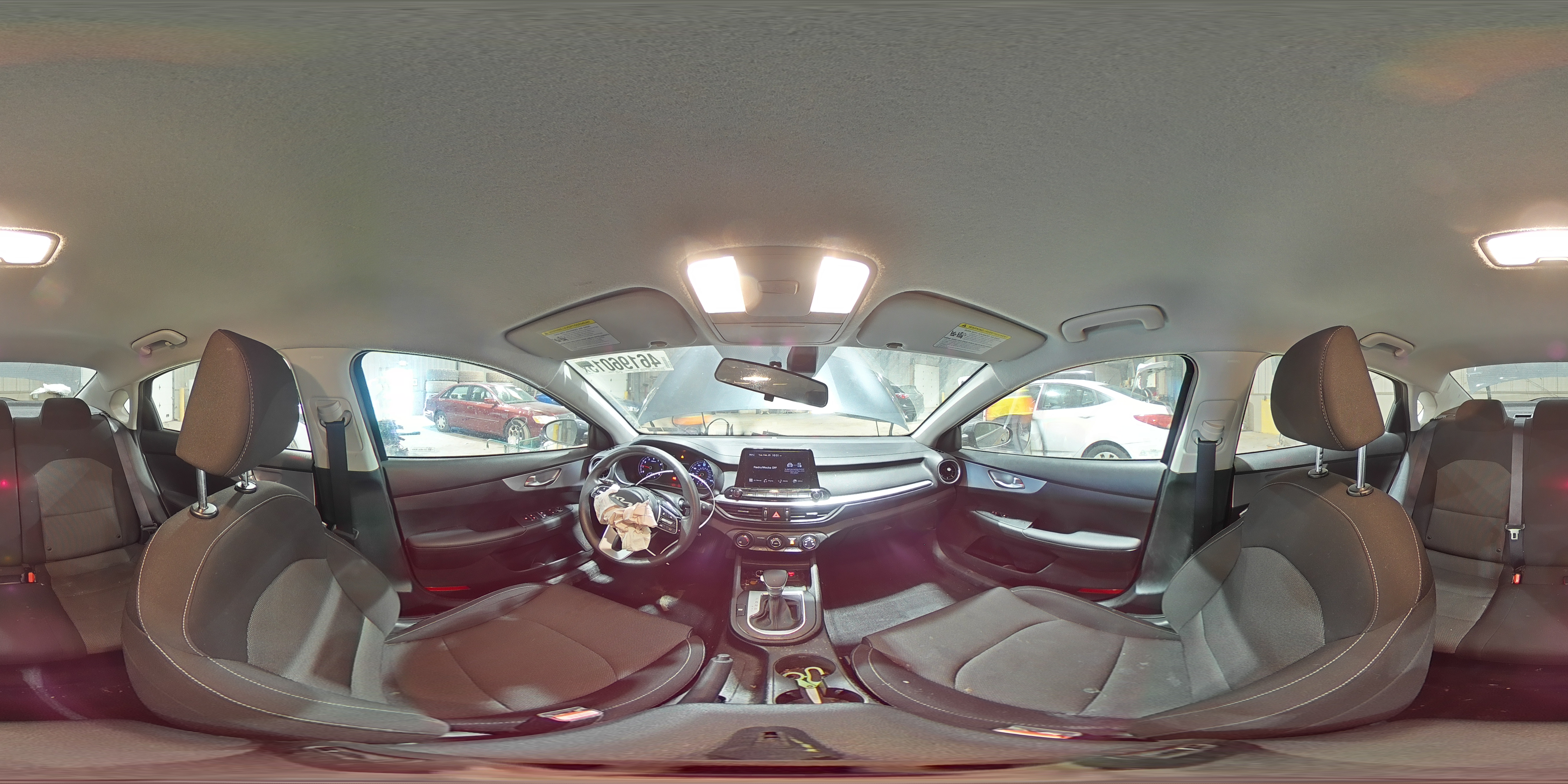 2024 Kia Forte - Image 13