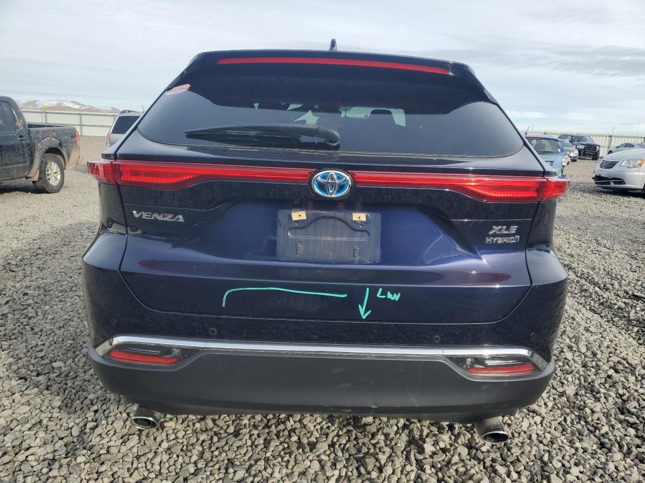 2021 Toyota Venza - Image 6