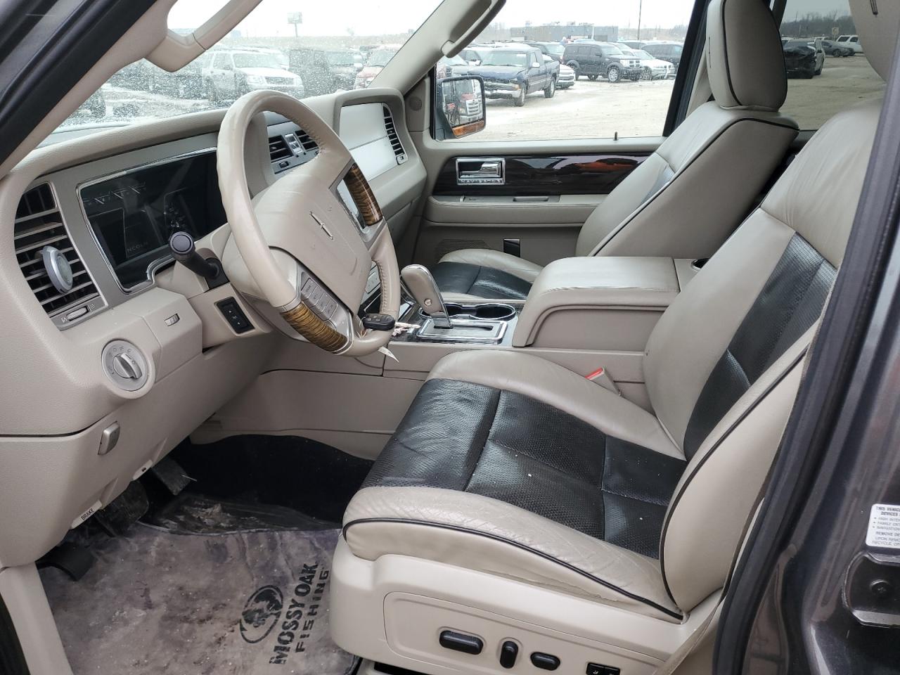2010 Lincoln Navigator - Image 7