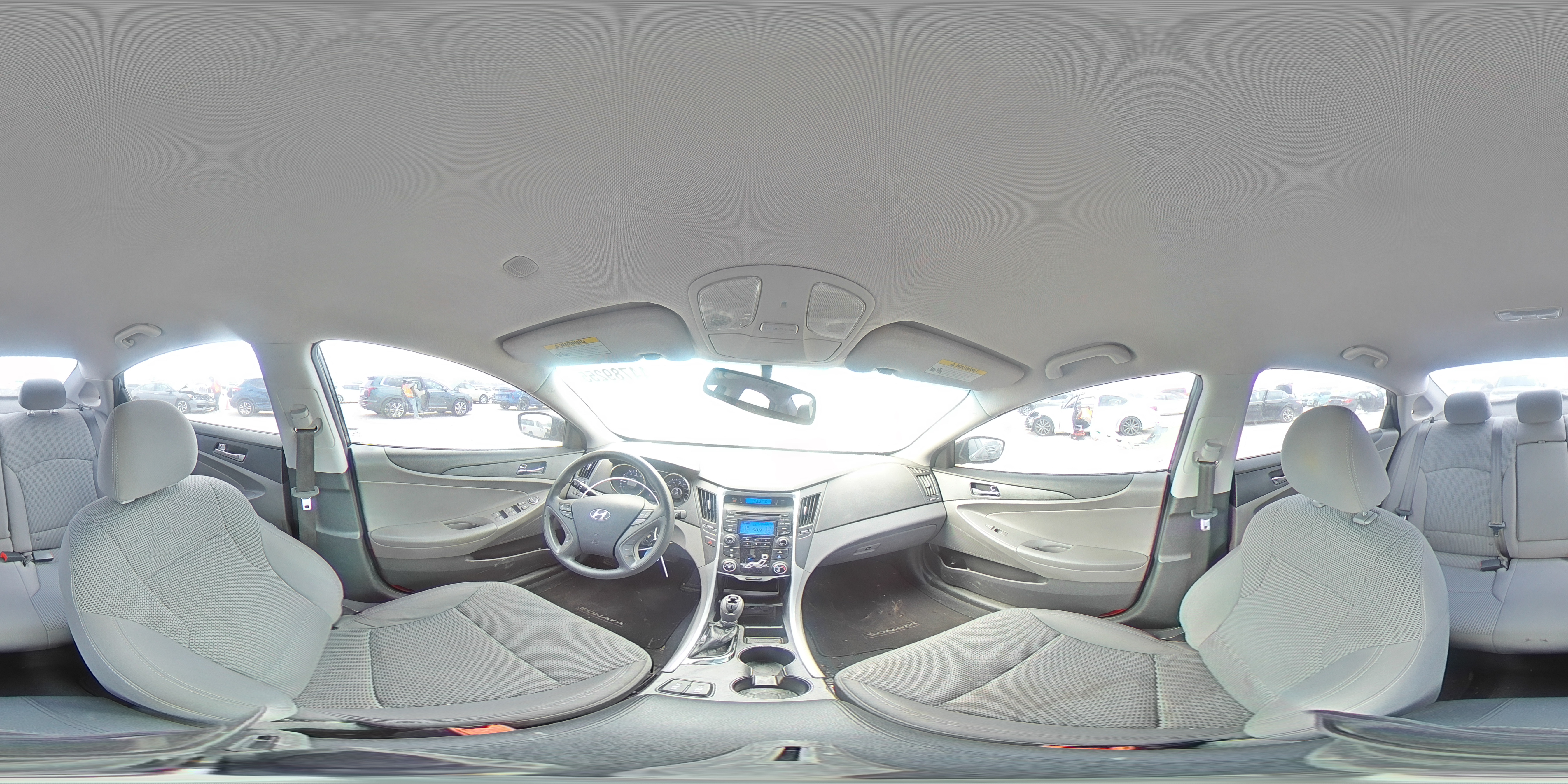 2013 Hyundai Sonata - Image 12