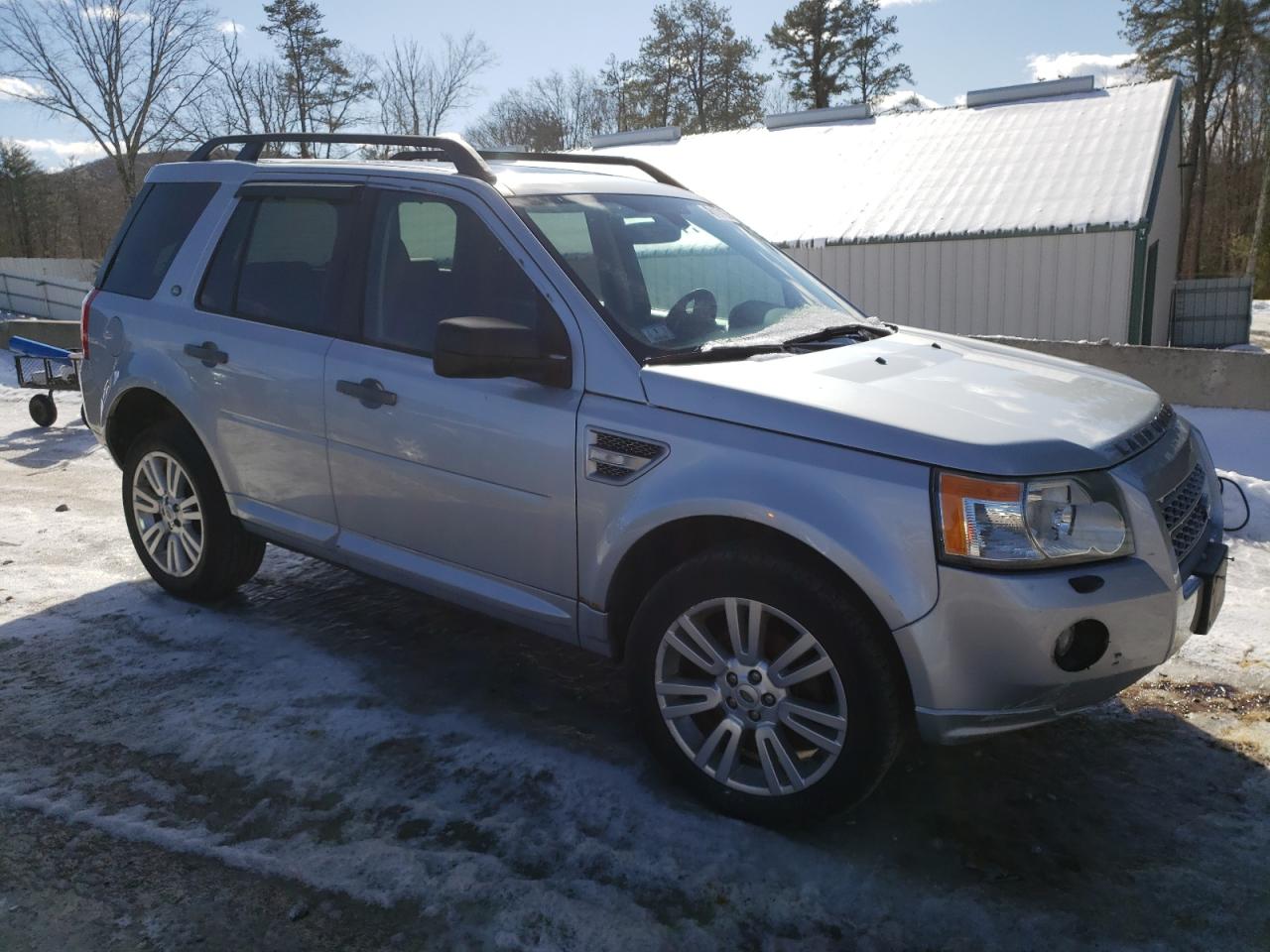 2010 Land Rover LR2 - Image 4