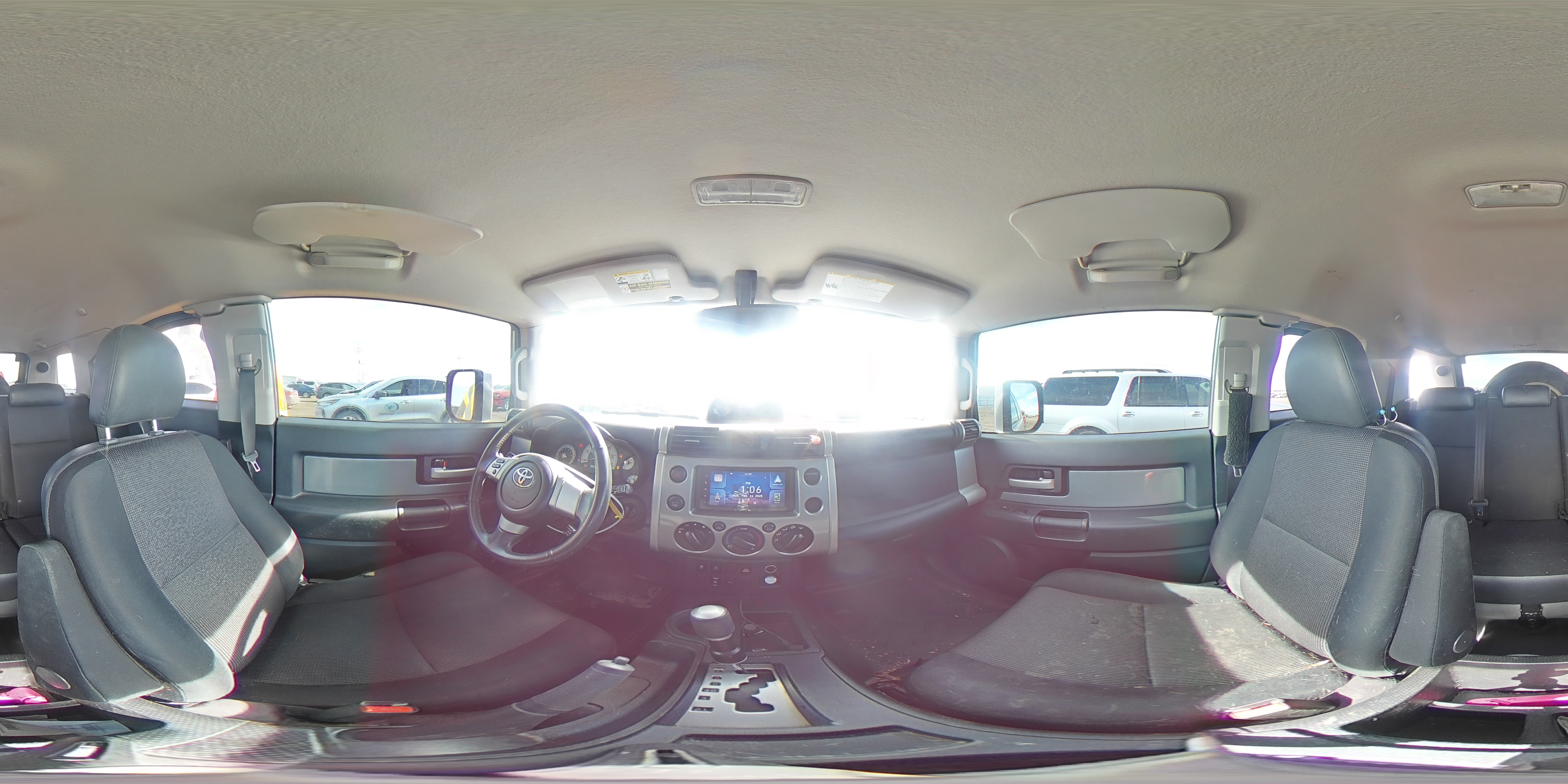 2010 Toyota FJ Cruiser - Image 14