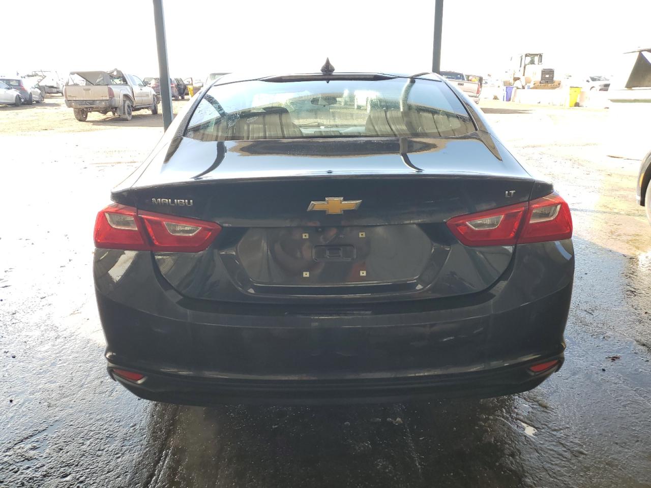 2023 Chevrolet Malibu - Image 6