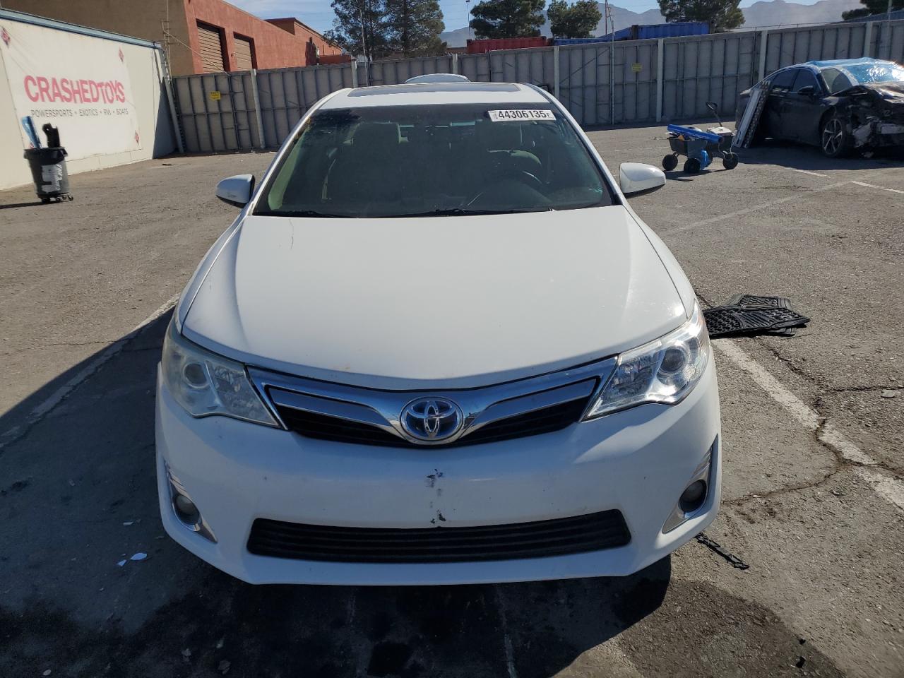 2013 Toyota Camry - Image 5