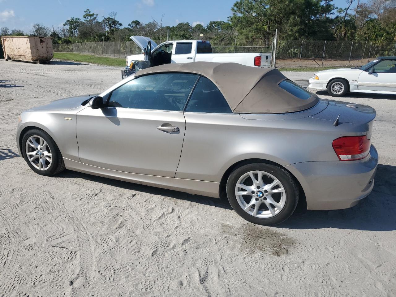 2009 BMW 1er - Image 2