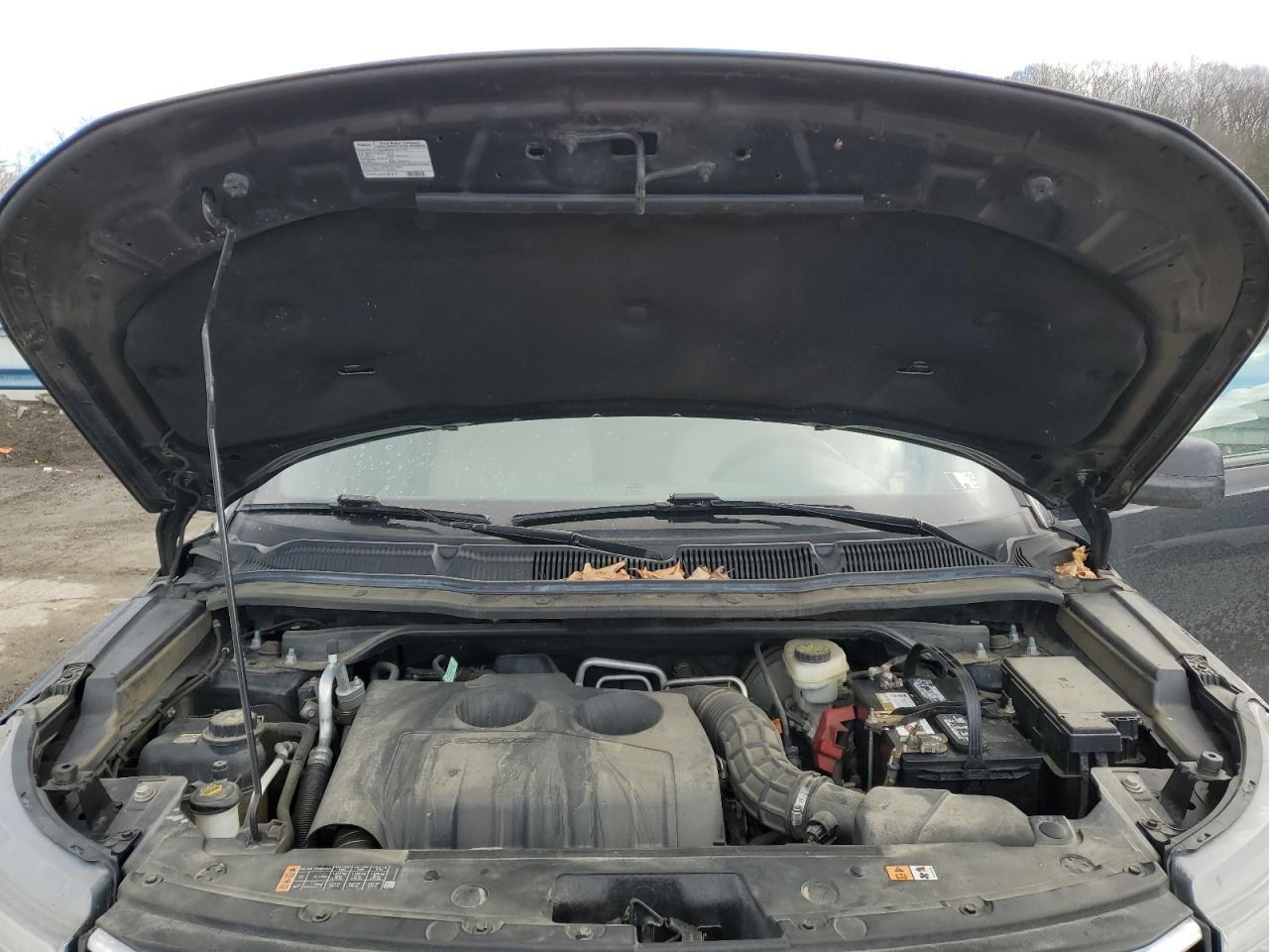 2017 Ford Explorer - Image 12