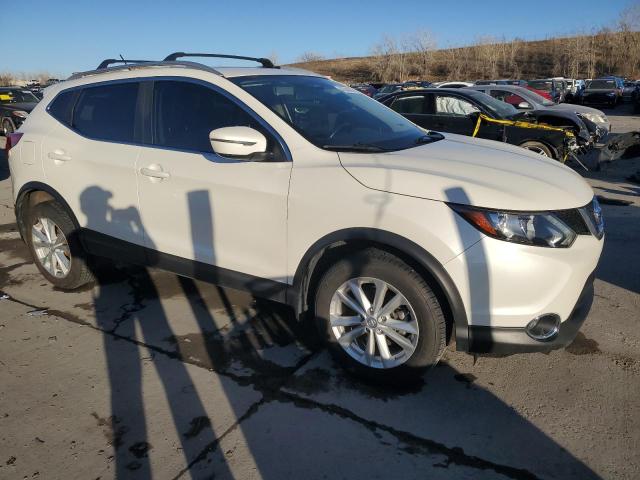  NISSAN ROGUE 2017 Белы