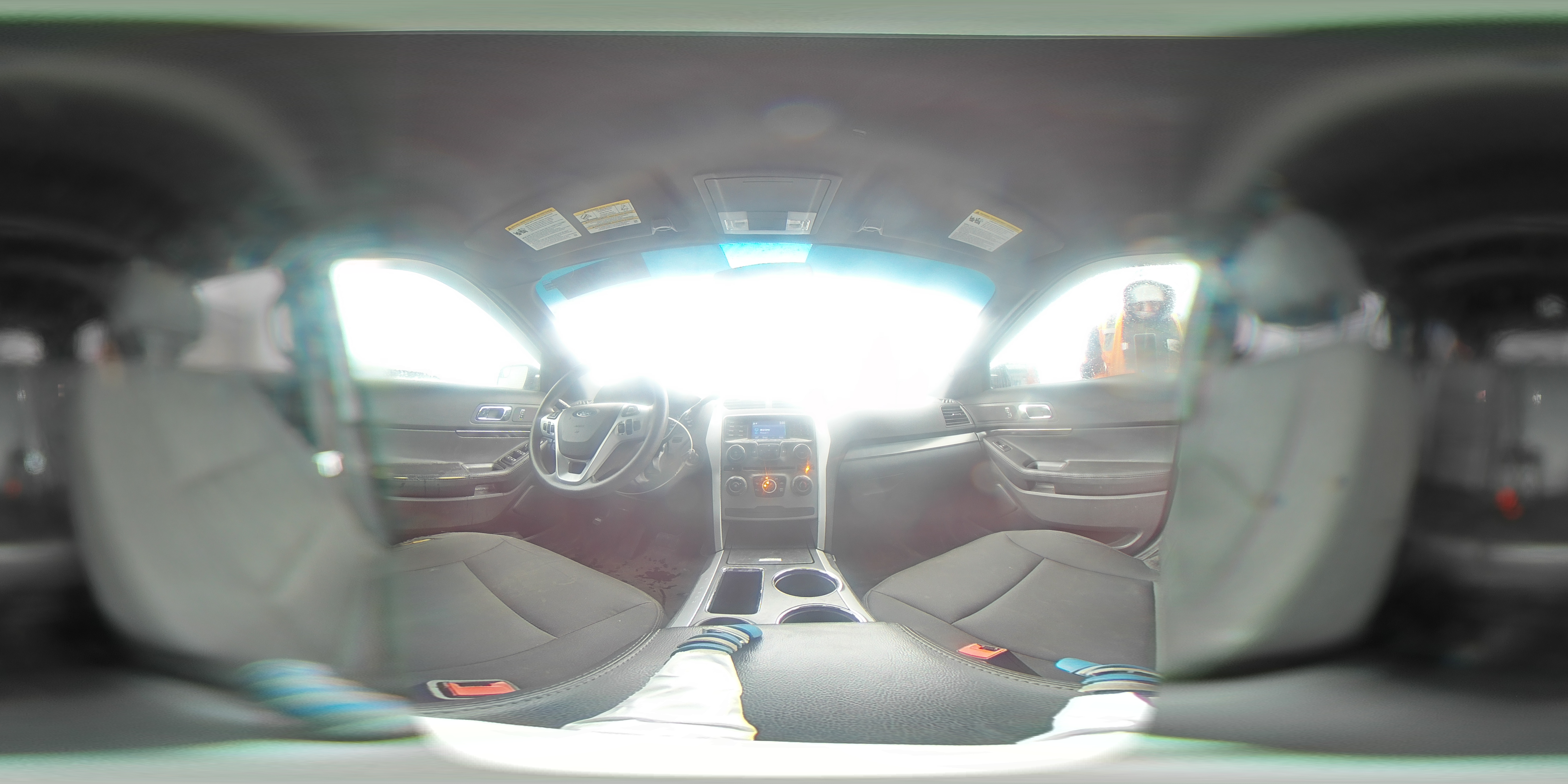 2015 Ford Explorer - Image 14