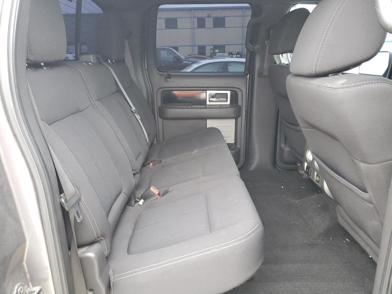 2011 Ford F-150 - Image 10