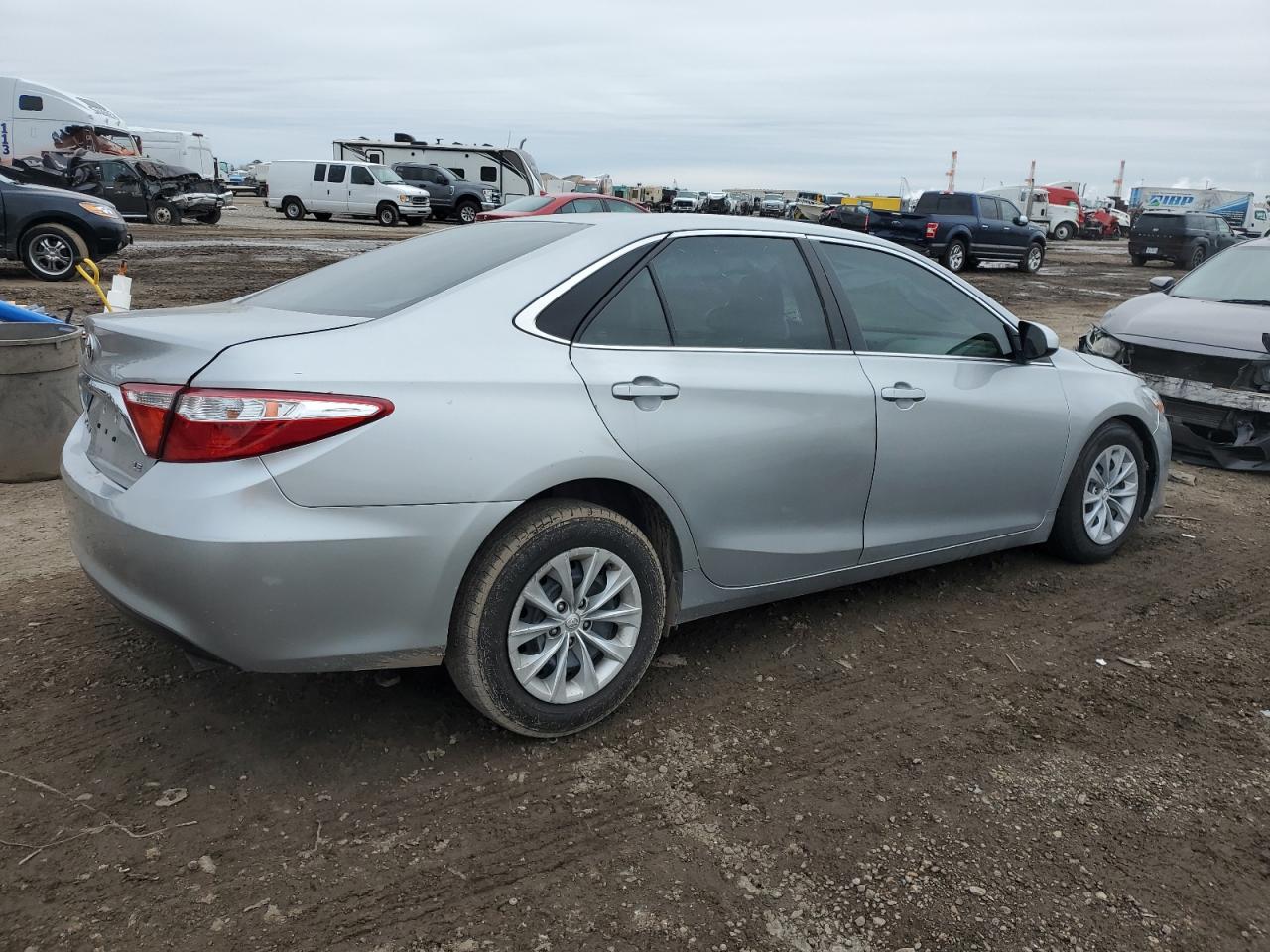 2017 Toyota Camry - Image 3