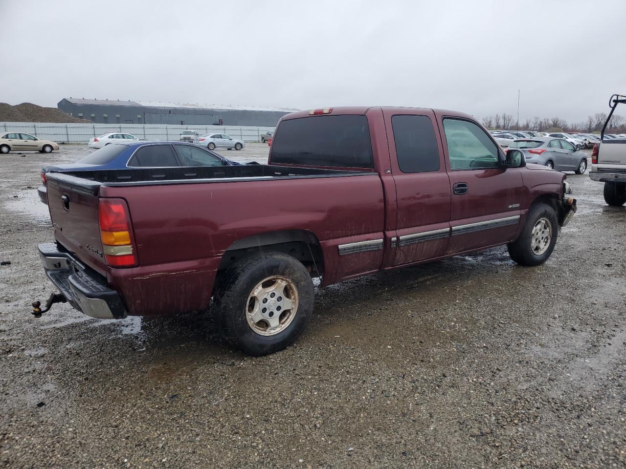 2002 Chevrolet Silverado - Image 3