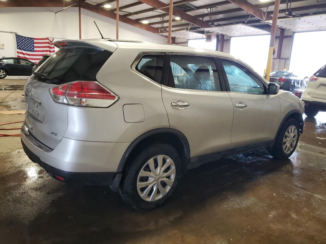 2015 Nissan Rogue - Image 3