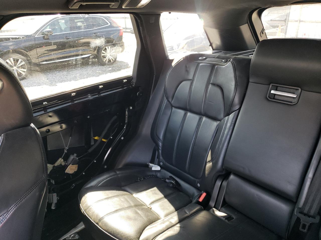 2017 Land Rover Range Rover - Image 11