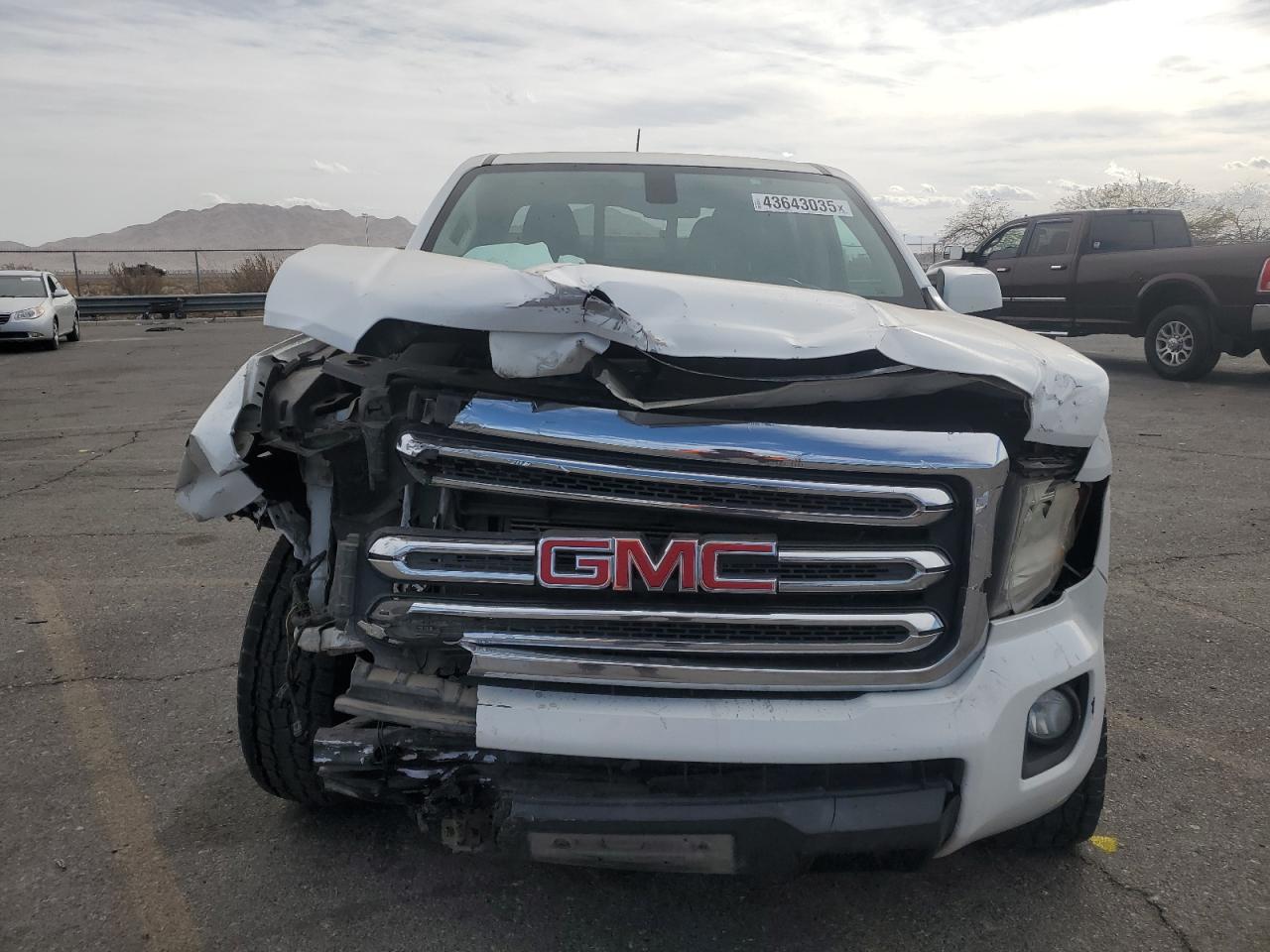 2016 GMC Canyon - Image 5