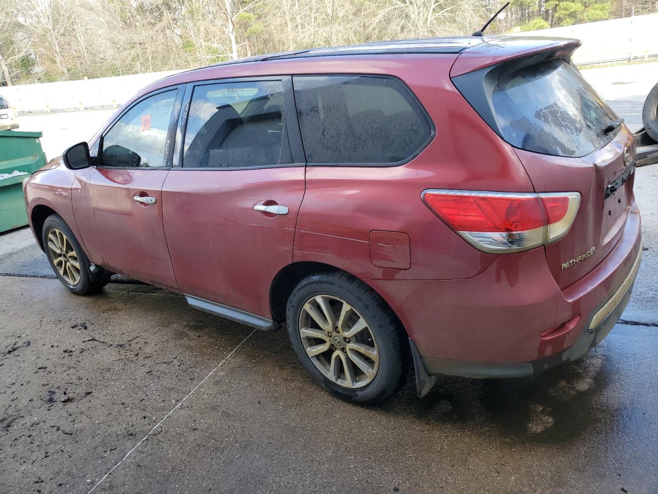 2014 Nissan Pathfinder - Image 2