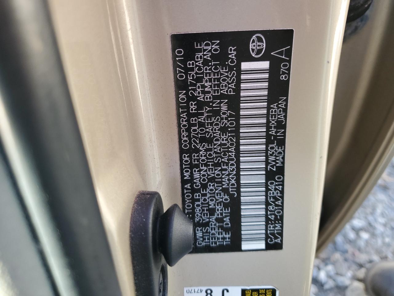 2010 Toyota Prius - Image 12