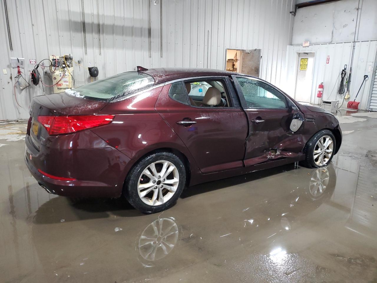 2012 Kia Optima - Image 3