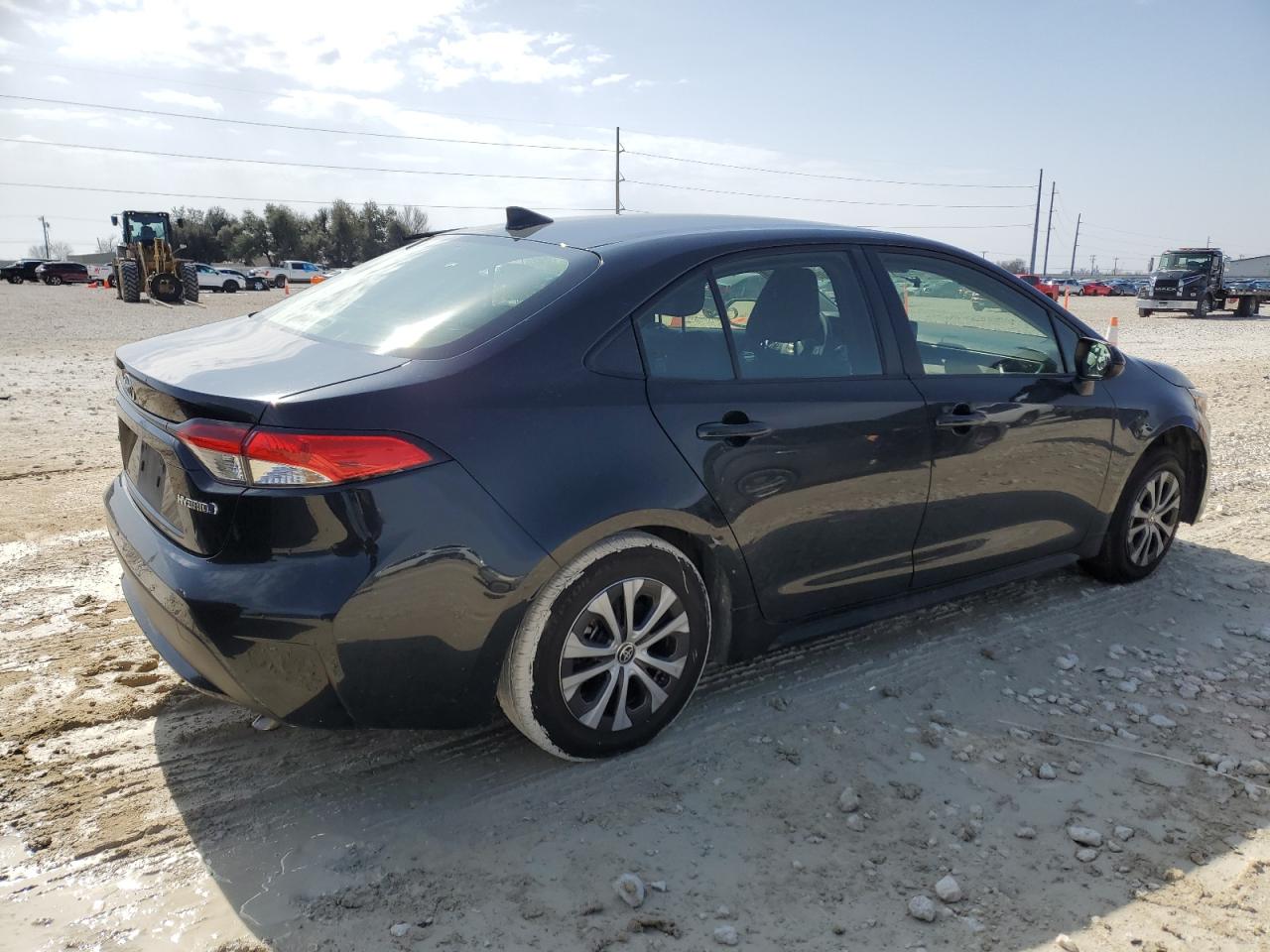 2022 Toyota Corolla - Image 3