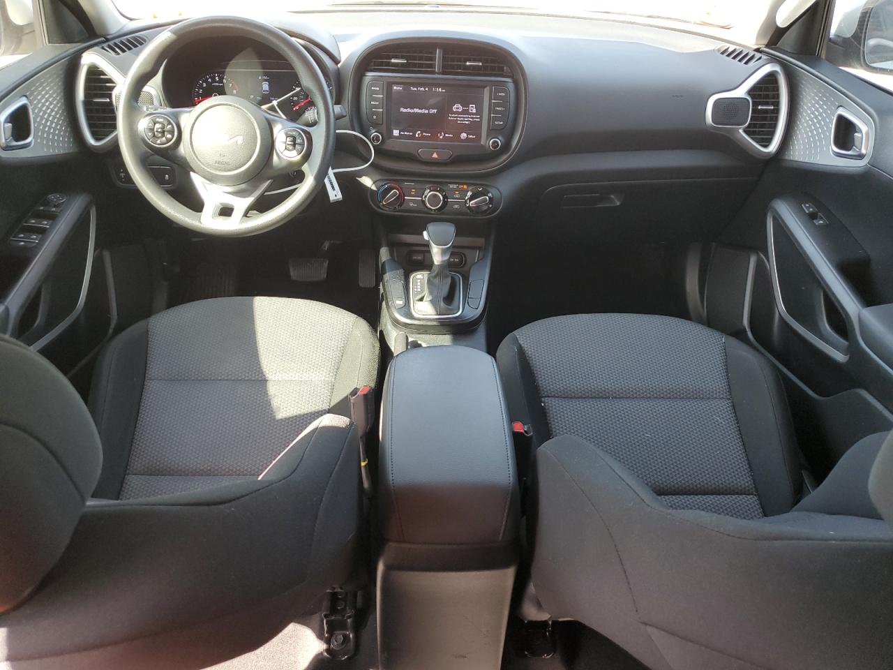 2022 Kia Soul - Image 8
