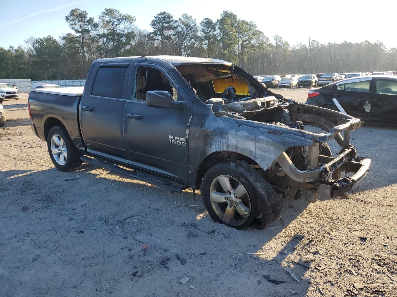2015 RAM 1500 - Image 4