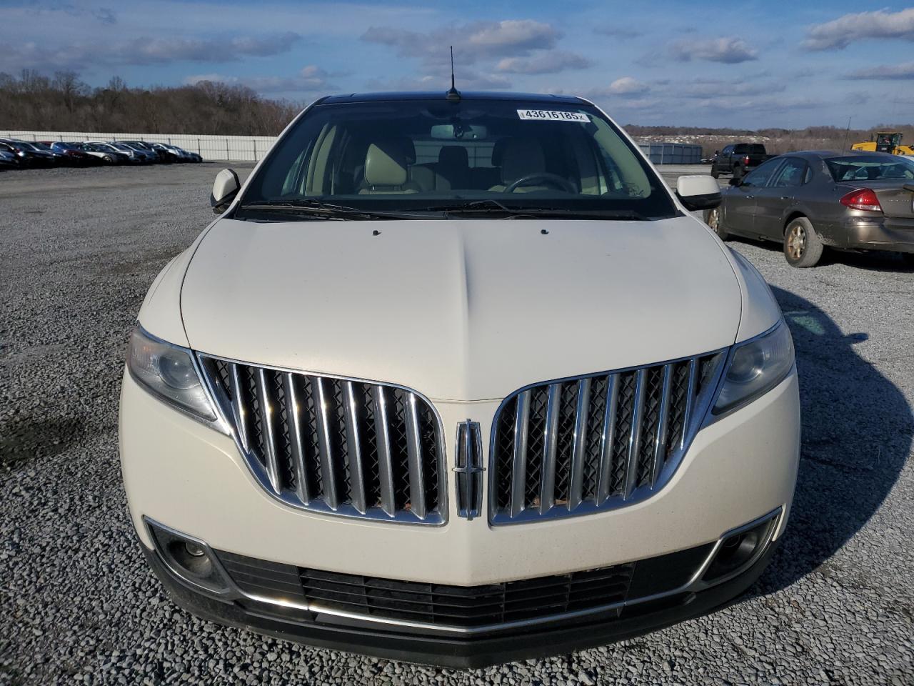 2012 Lincoln MKX - Image 5