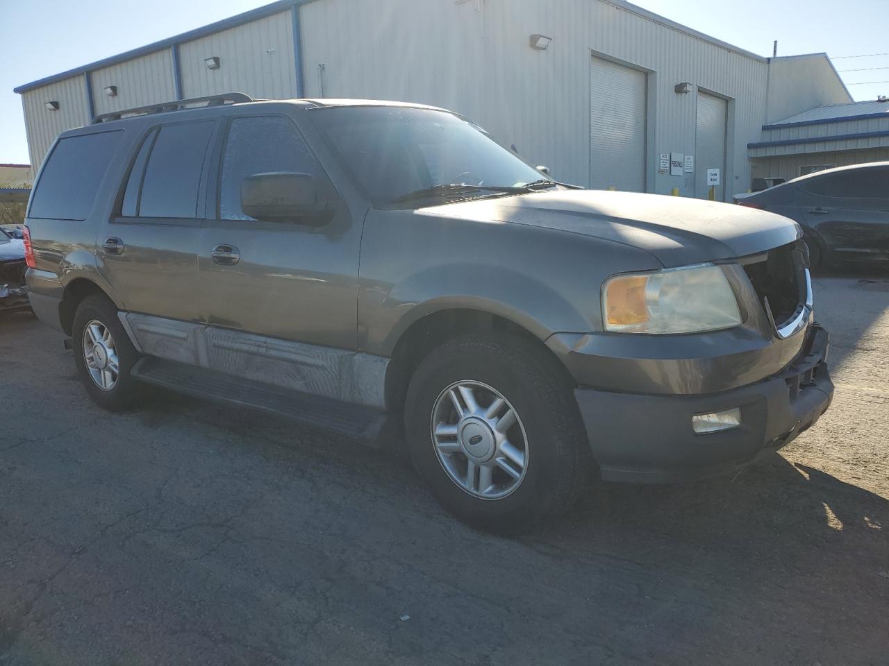 2005 Ford Expedition - Image 4