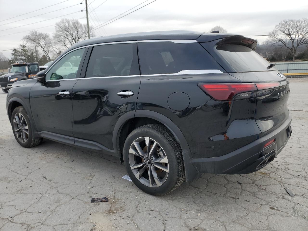 2024 Infiniti QX60 - Image 2