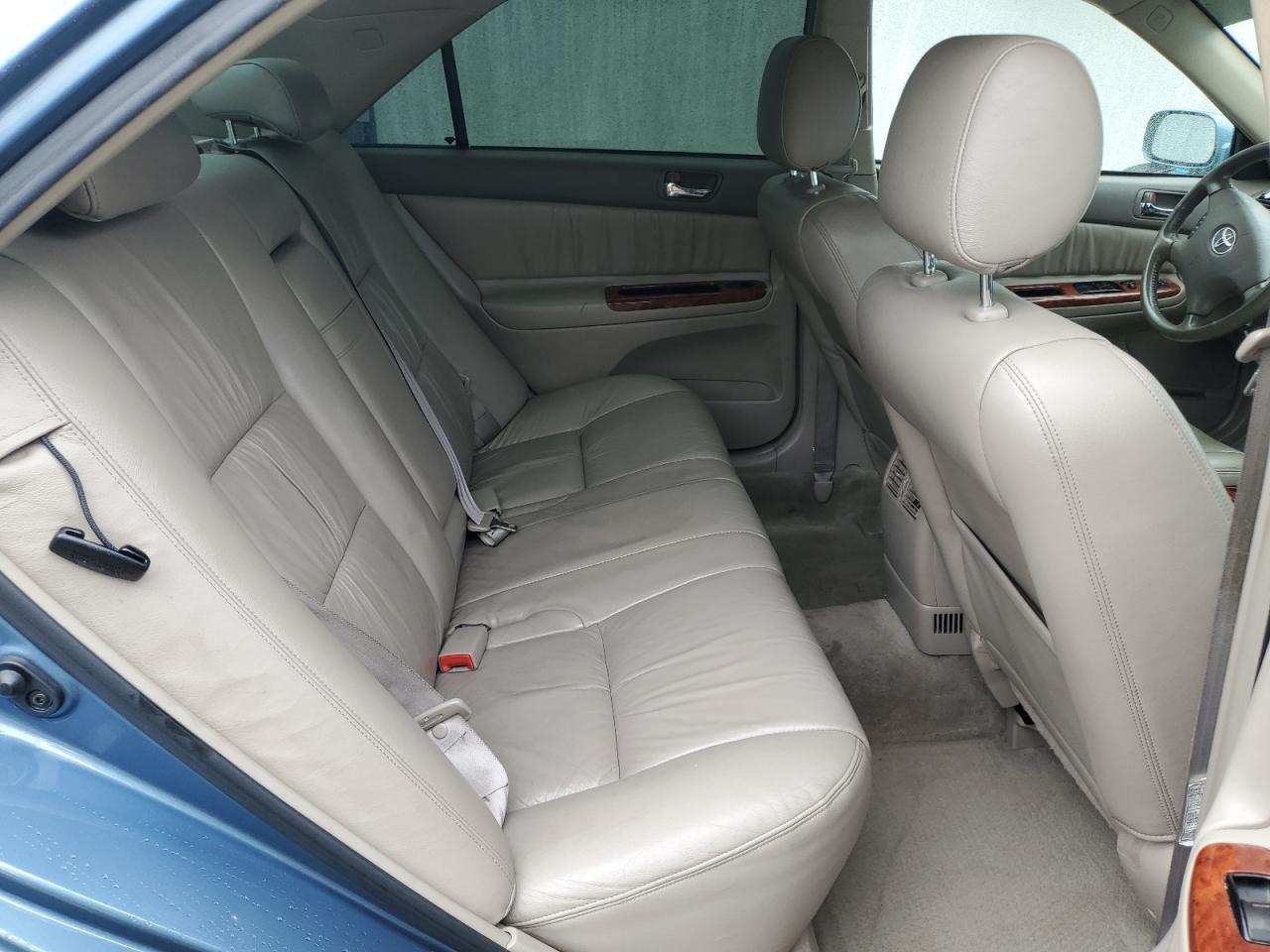 2002 Toyota Camry - Image 10