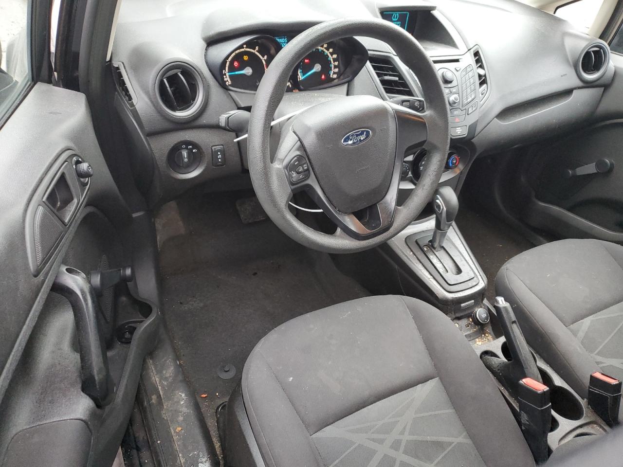 2015 Ford Fiesta - Image 8