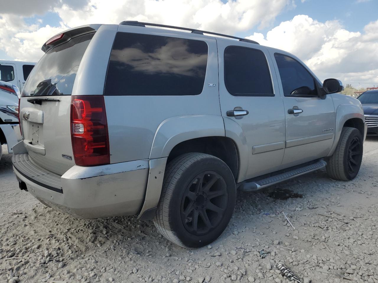 2008 Chevrolet Tahoe - Image 3