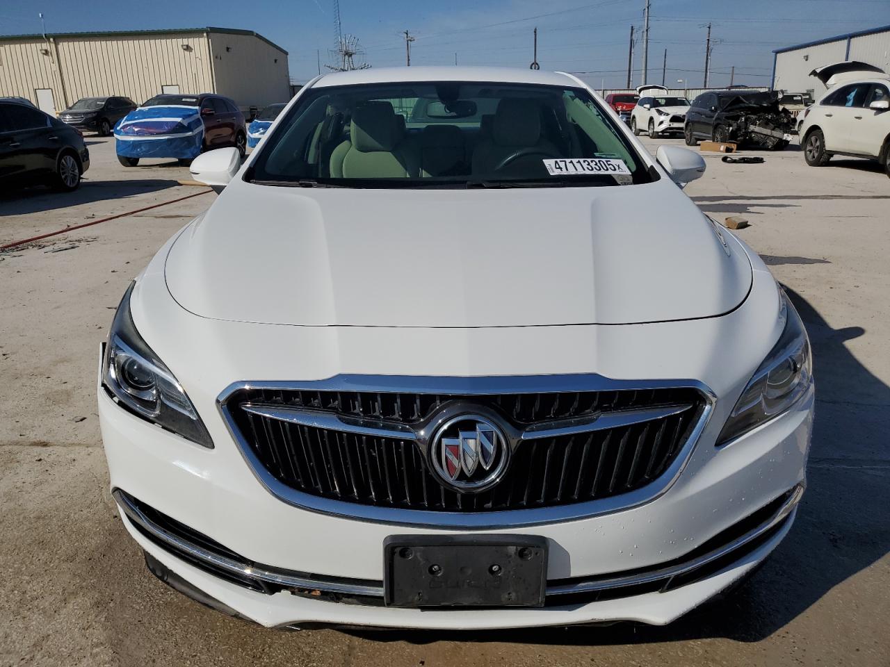 2017 Buick LaCrosse - Image 5