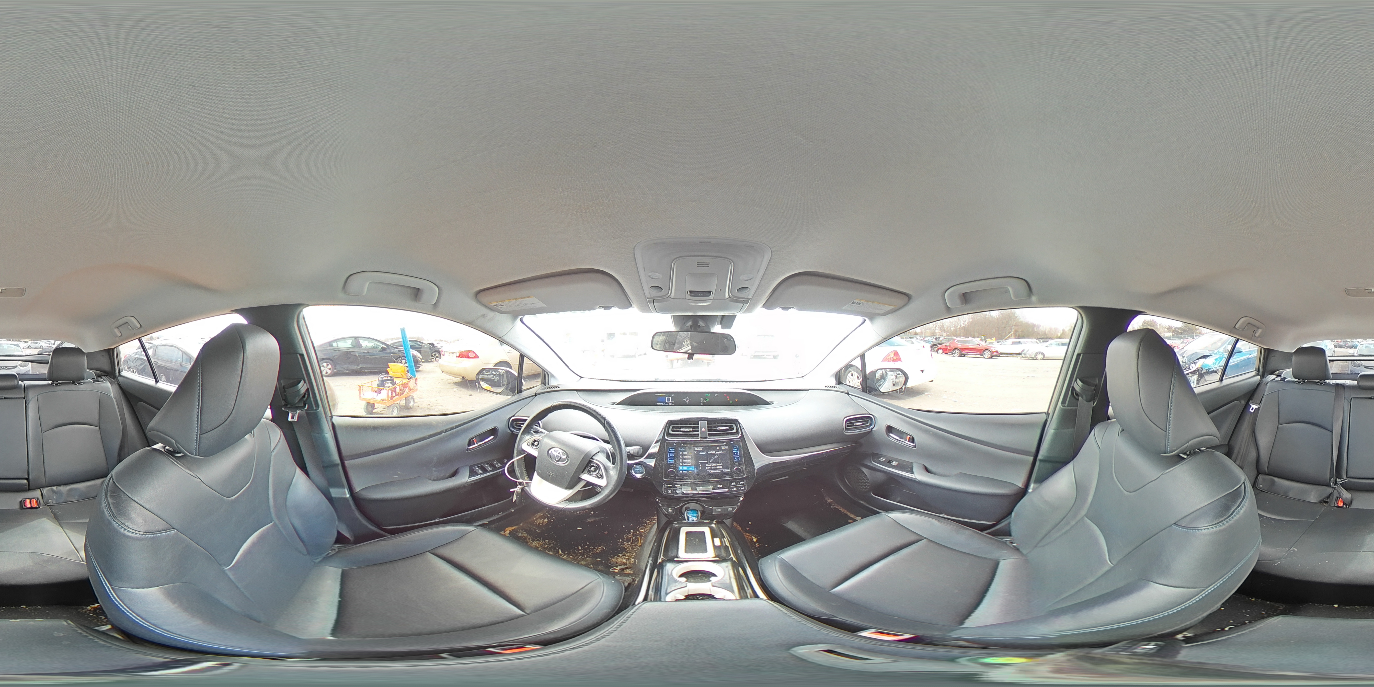 2016 Toyota Prius - Image 12