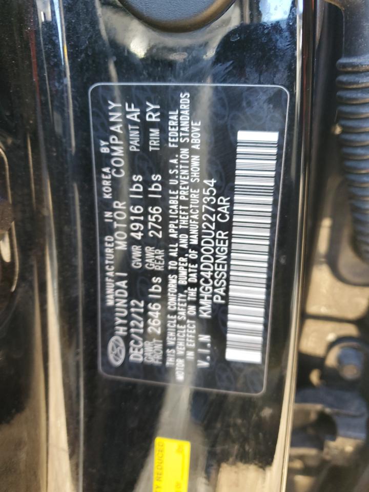 2013 Hyundai Genesis - Image 12