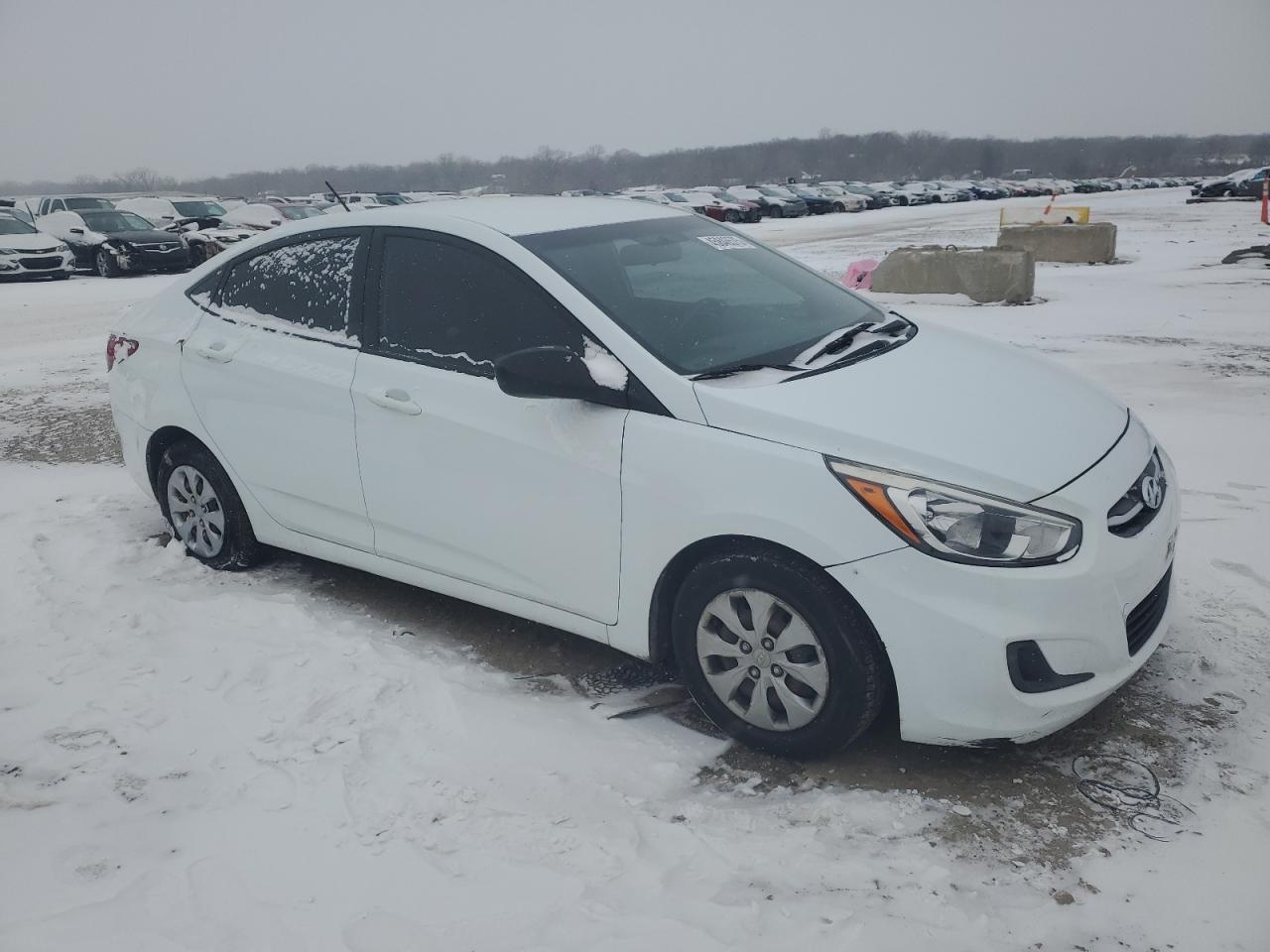 2016 Hyundai Accent - Image 4