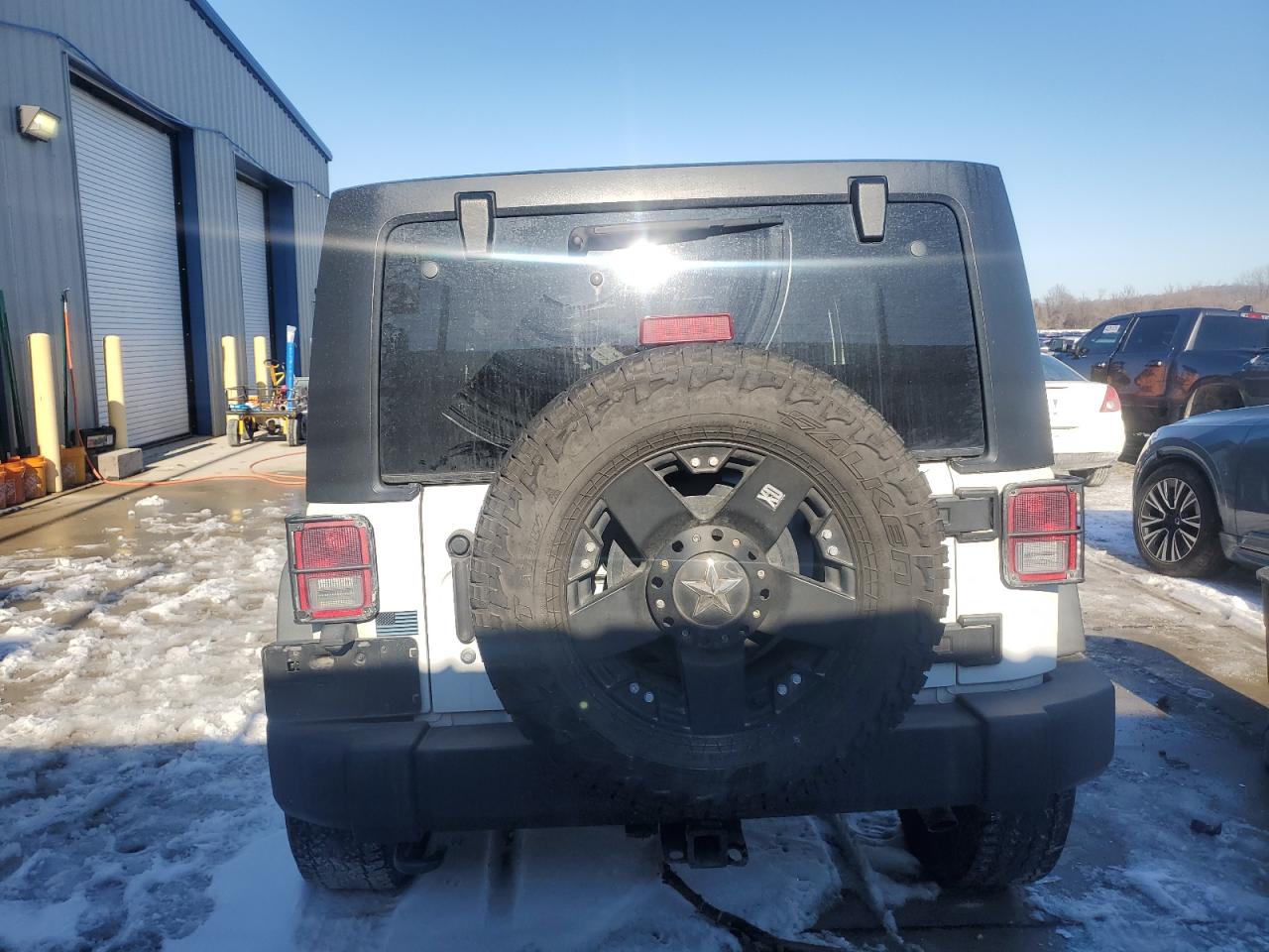 2014 Jeep Wrangler Unlimited Sport VIN: 1C4HJWDG9EL313693 Lot: 46152145