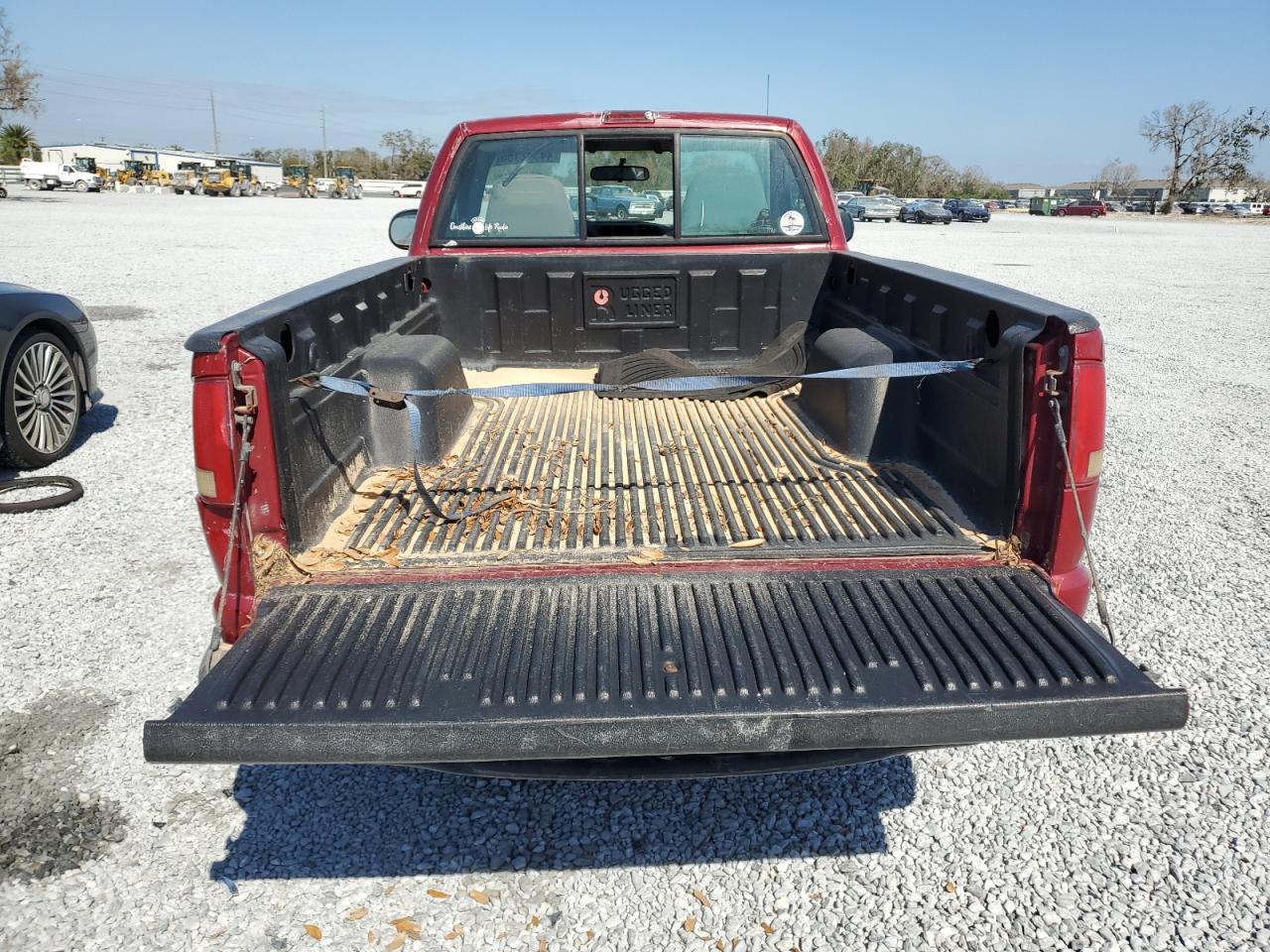 2003 Chevrolet S-10 Pickup - Image 10