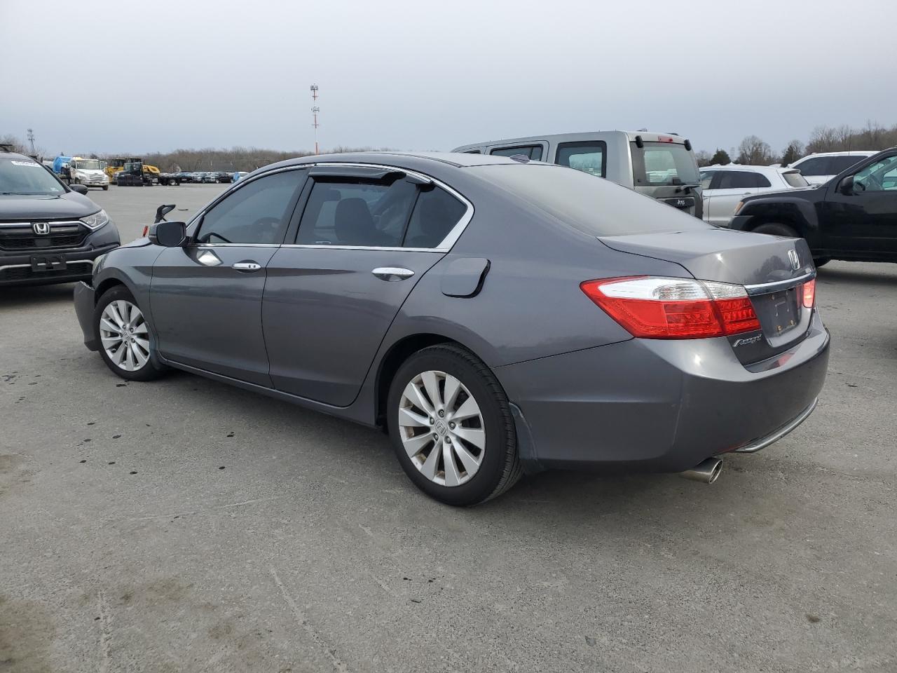 2015 Honda Accord - Image 2