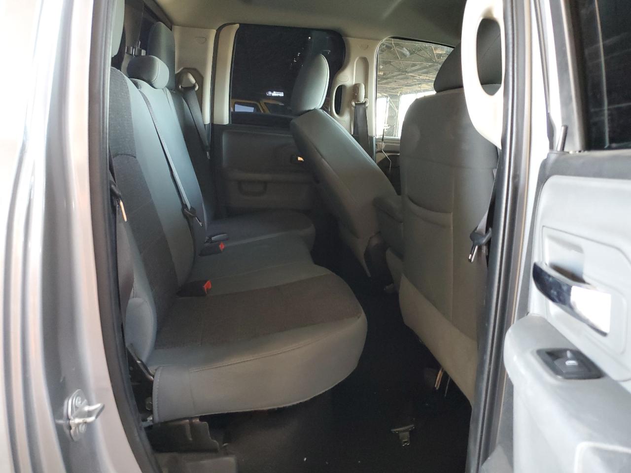 2020 RAM 1500 - Image 10